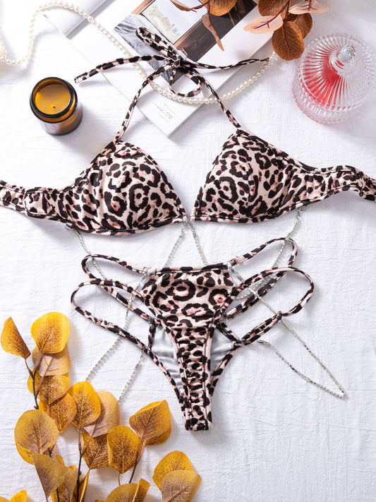 Sexy Halter Neck Leopard Lingerie Set – Bold & Alluring Design